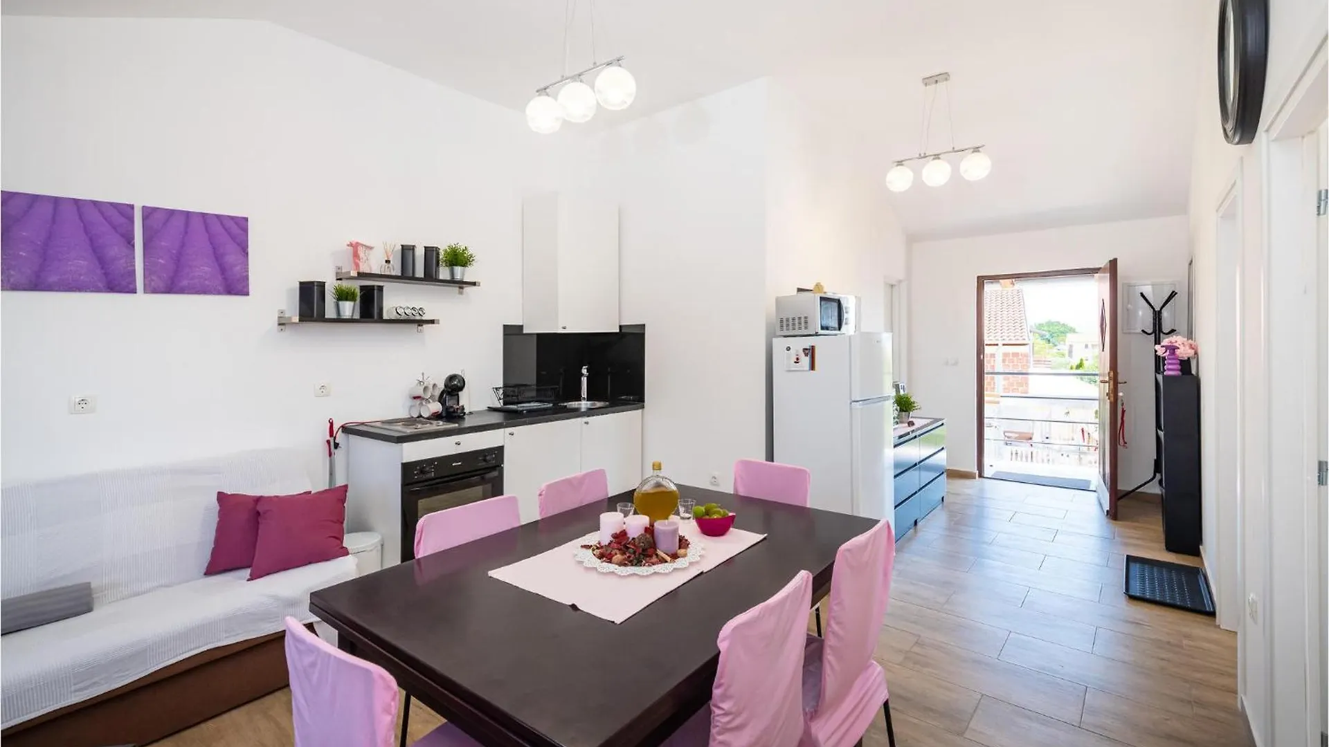 Gorgeous Apartment In Maslenica With Wifi 0*,  Croatia
